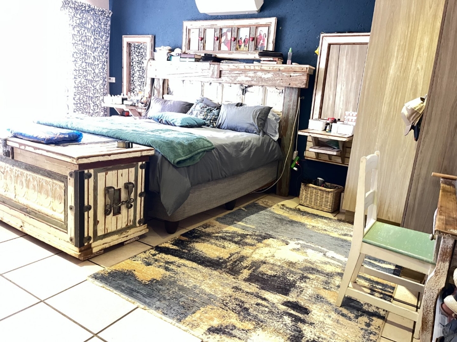 Commercial Property for Sale in Vyfhoek A H North West